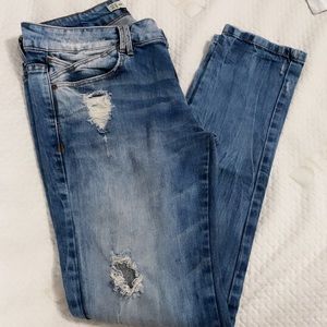 Zara Slim distressed jeans Premium Wash Collection. Woman size EUR 40/USA 8